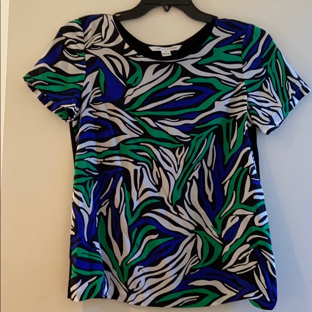 Diane von furstenberg shirt size 6